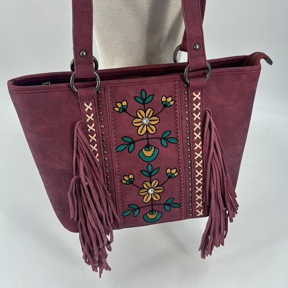 NWOT Wrangler Concealed Carry Embroidered Floral Fringe Handbag - Picture 2 of 9